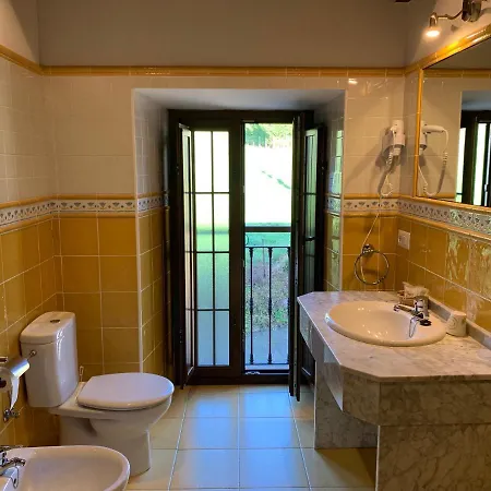 Otel El Quintanal 2*