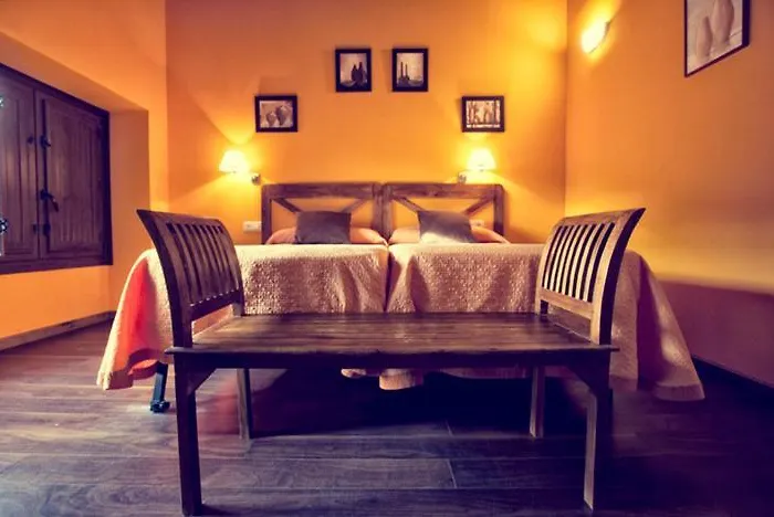 El Quintanal فندق